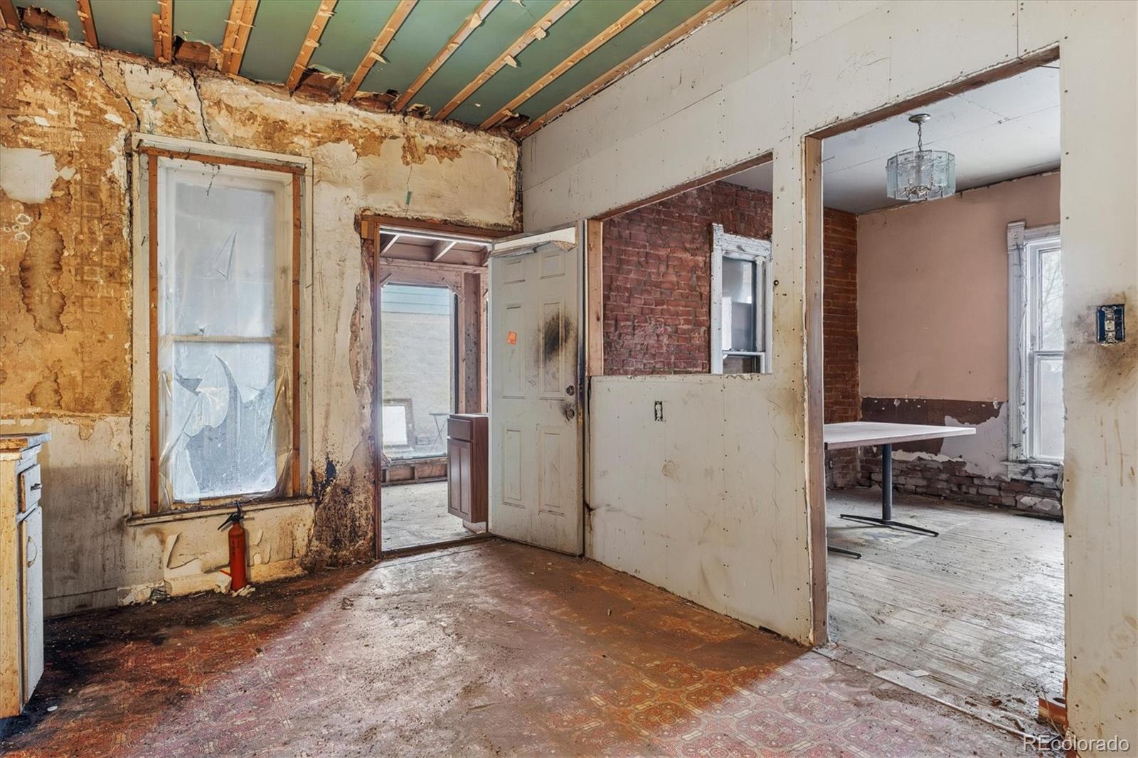 MLS Image #6 for 934 s washington street,denver, Colorado