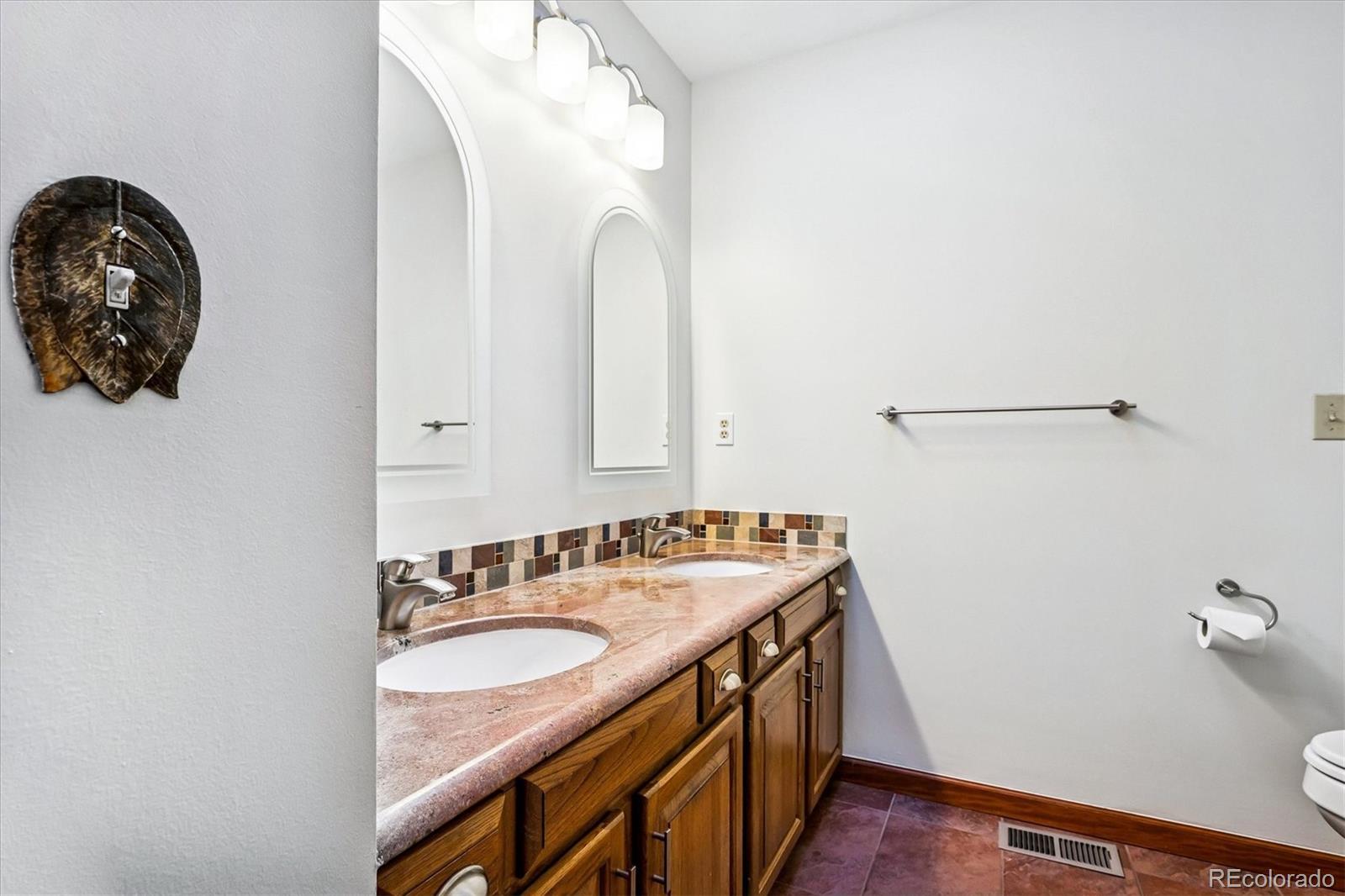 MLS Image #25 for 21  dutch creek drive,littleton, Colorado