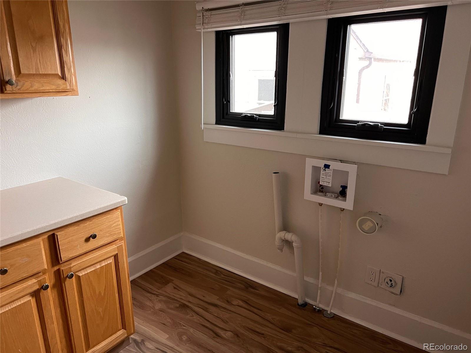 MLS Image #5 for 1470 w byers place,denver, Colorado