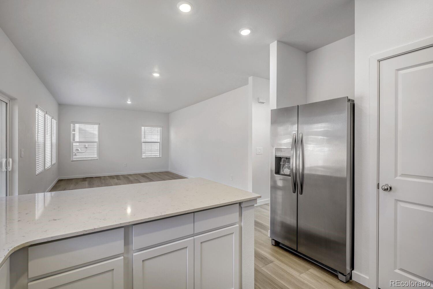 MLS Image #4 for 240  mia lane,johnstown, Colorado