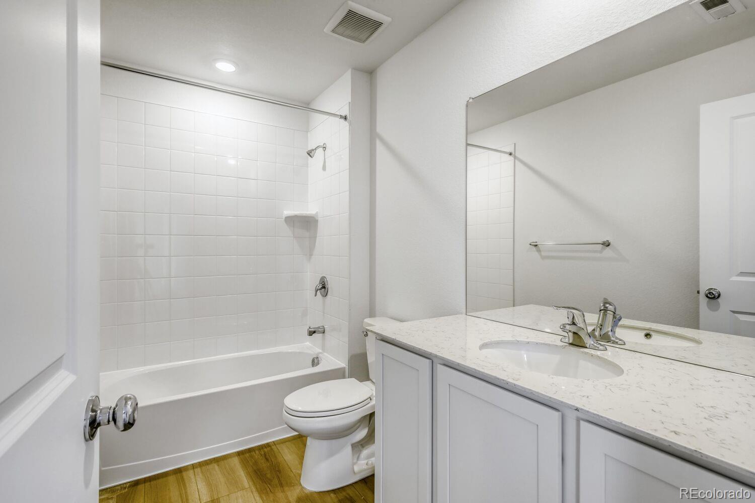 MLS Image #9 for 240  mia lane,johnstown, Colorado