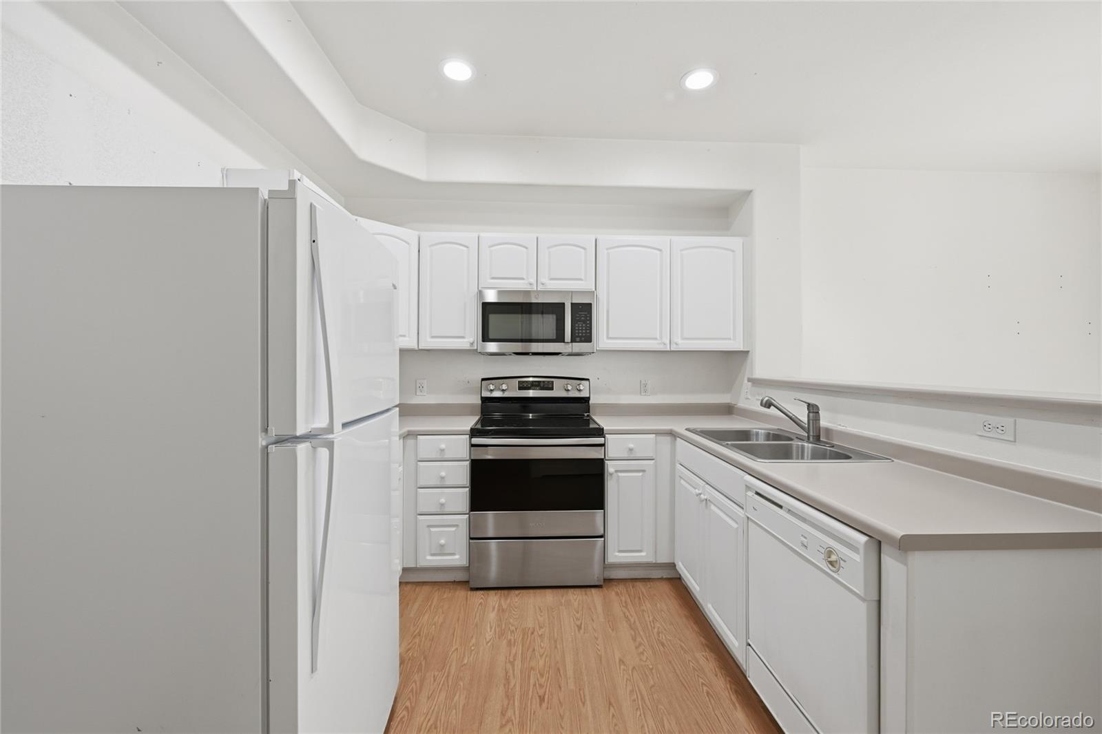 MLS Image #10 for 5555 e briarwood avenue 2202,centennial, Colorado