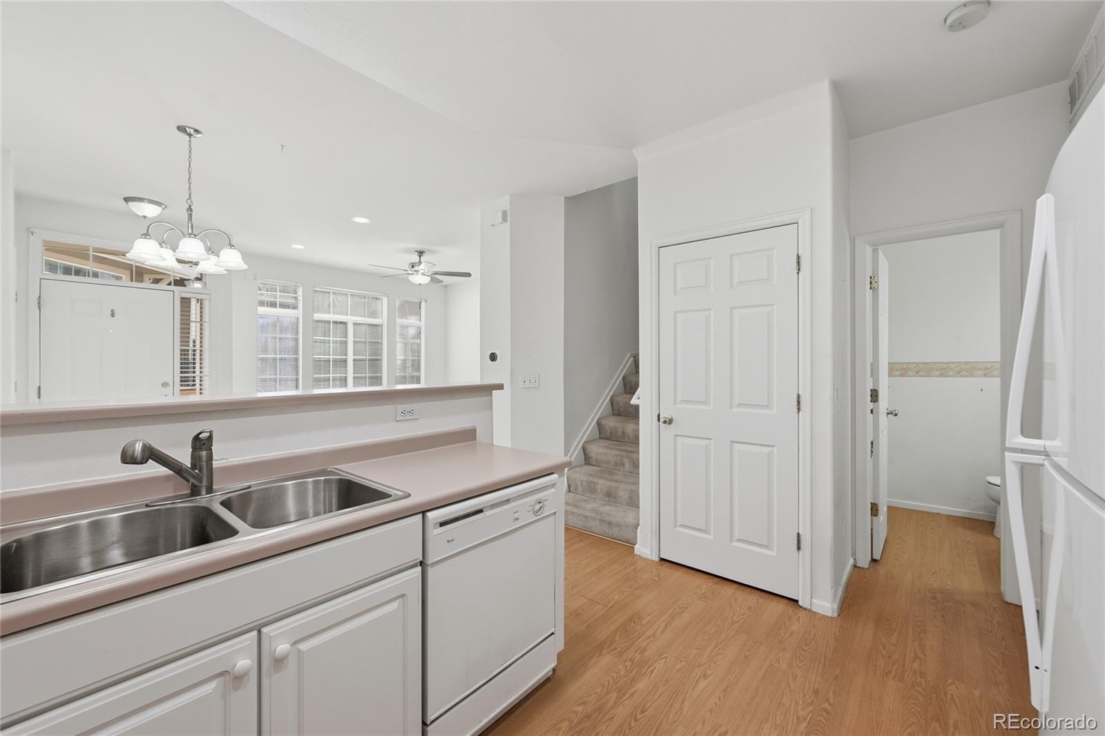 MLS Image #11 for 5555 e briarwood avenue 2202,centennial, Colorado