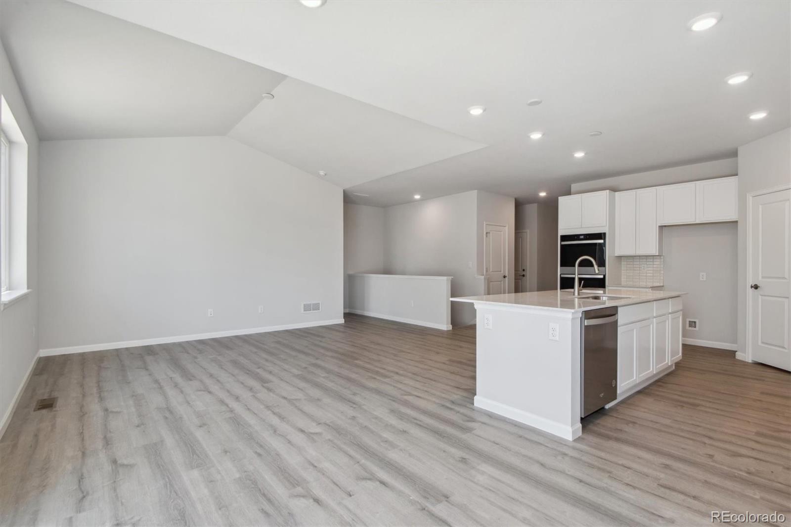 MLS Image #5 for 1412  loraine circle,lafayette, Colorado