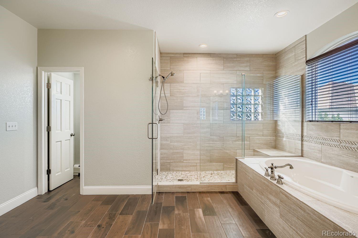 MLS Image #20 for 7832 w oxford circle,lakewood, Colorado
