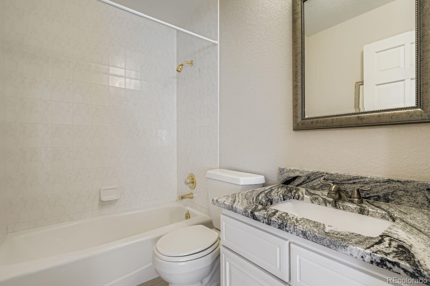 MLS Image #26 for 7832 w oxford circle,lakewood, Colorado