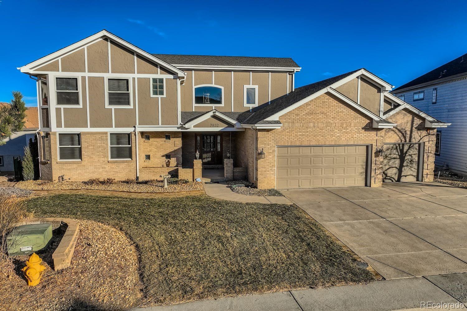 MLS Image #4 for 7832 w oxford circle,lakewood, Colorado