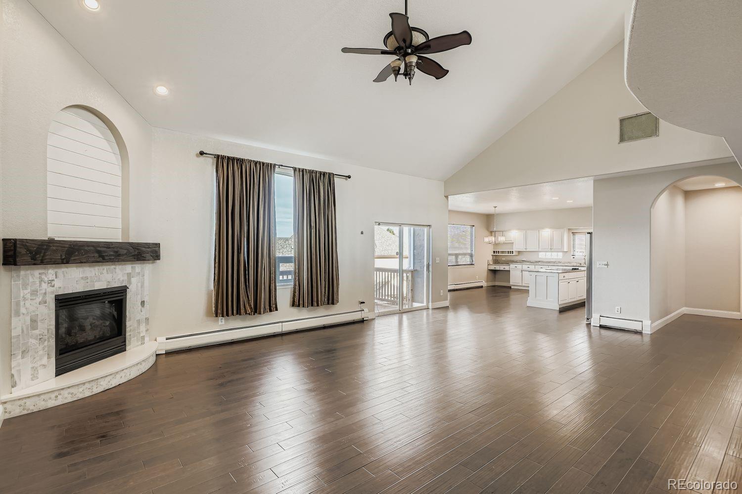 MLS Image #7 for 7832 w oxford circle,lakewood, Colorado