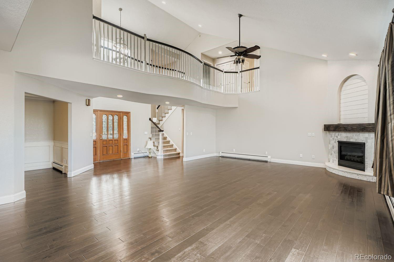 MLS Image #8 for 7832 w oxford circle,lakewood, Colorado