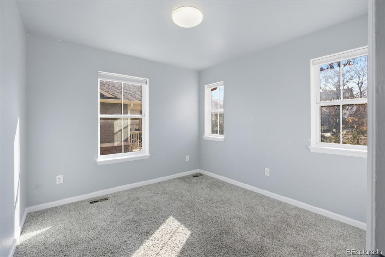 MLS Image #11 for 23501 e saratoga circle,aurora, Colorado