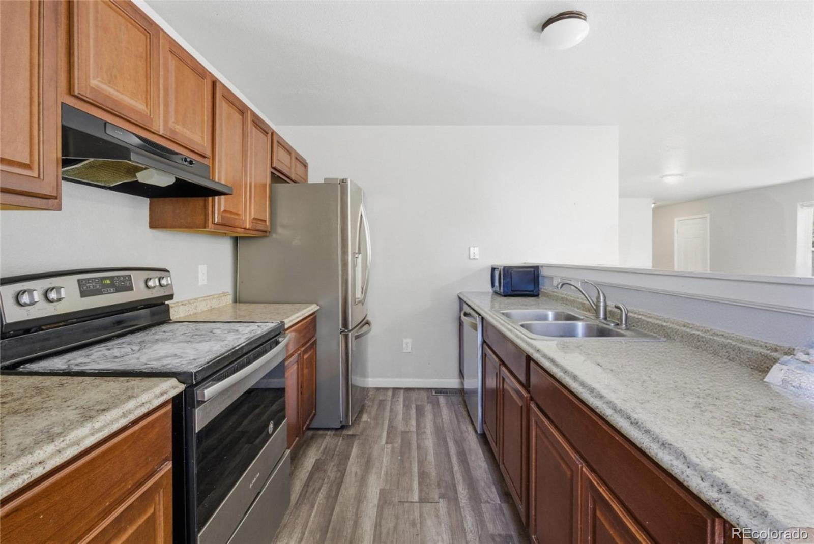 MLS Image #6 for 23501 e saratoga circle,aurora, Colorado