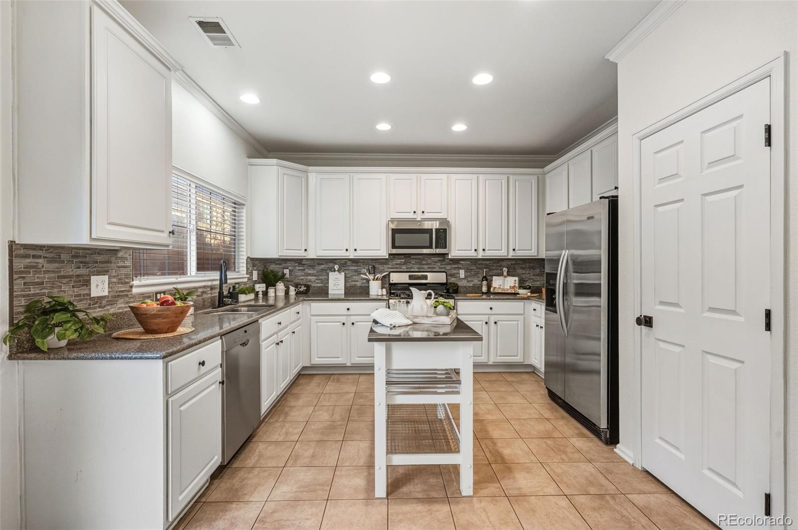 MLS Image #14 for 7414 s mobile street,aurora, Colorado