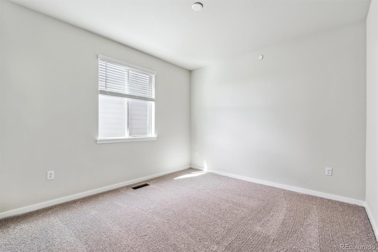MLS Image #18 for 1422  loraine circle,erie, Colorado