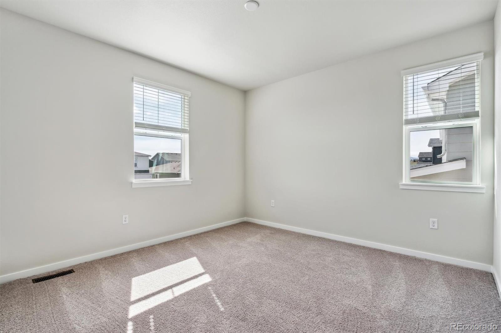 MLS Image #19 for 1422  loraine circle,erie, Colorado