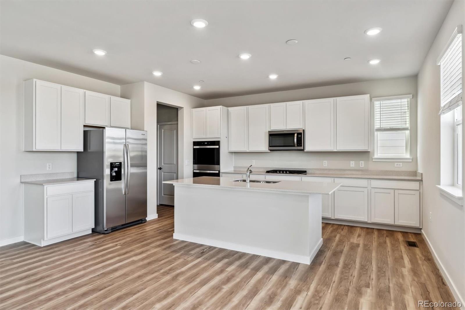 MLS Image #2 for 1422  loraine circle,erie, Colorado