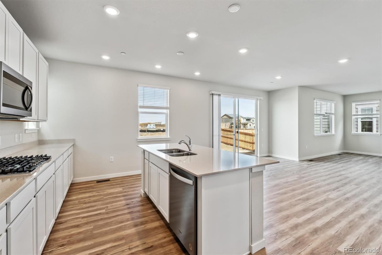 MLS Image #4 for 1422  loraine circle,erie, Colorado