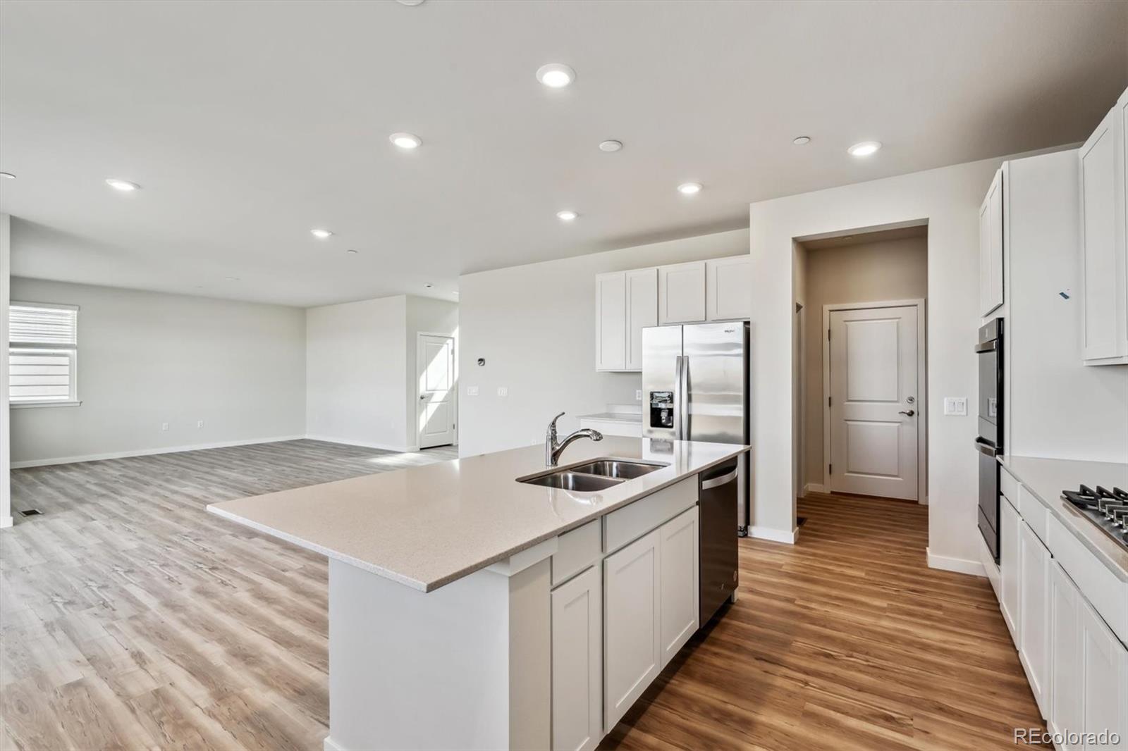 MLS Image #5 for 1422  loraine circle,erie, Colorado