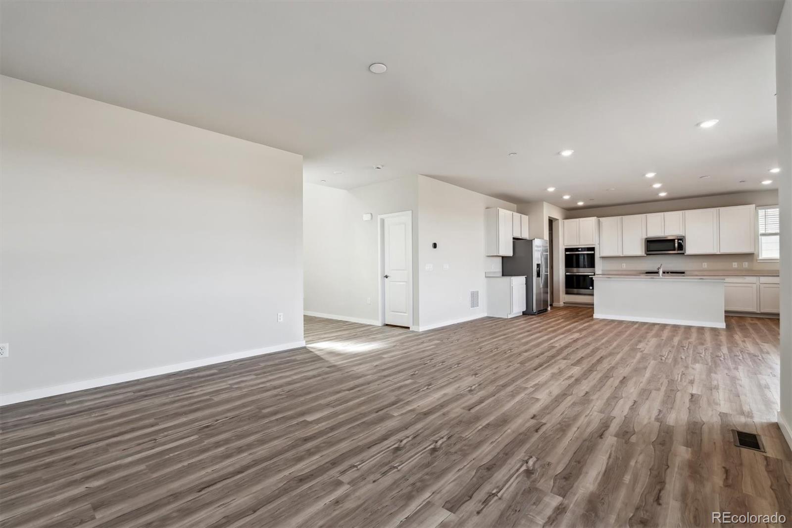 MLS Image #7 for 1422  loraine circle,erie, Colorado