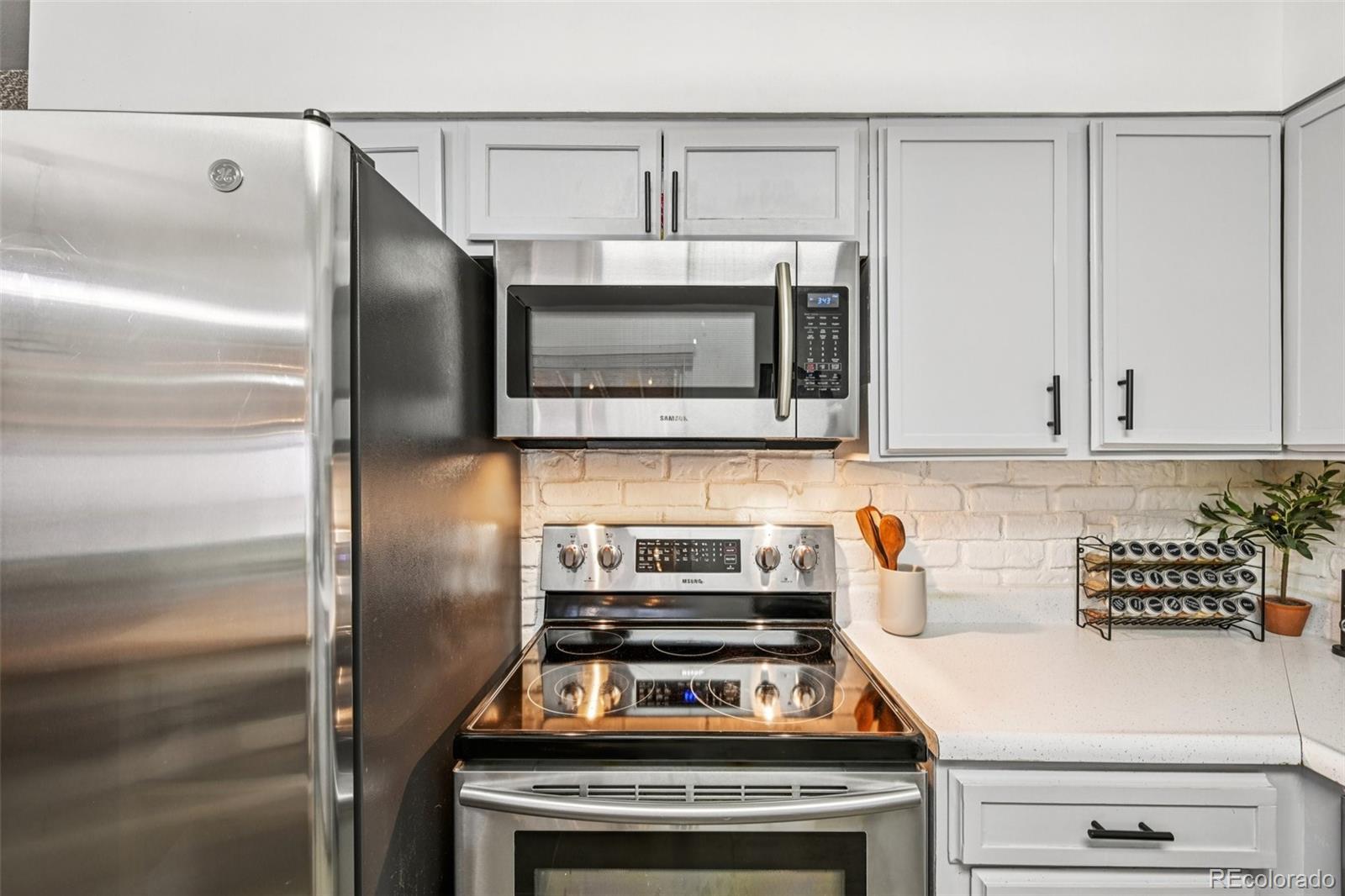 MLS Image #12 for 746 s nile way,aurora, Colorado