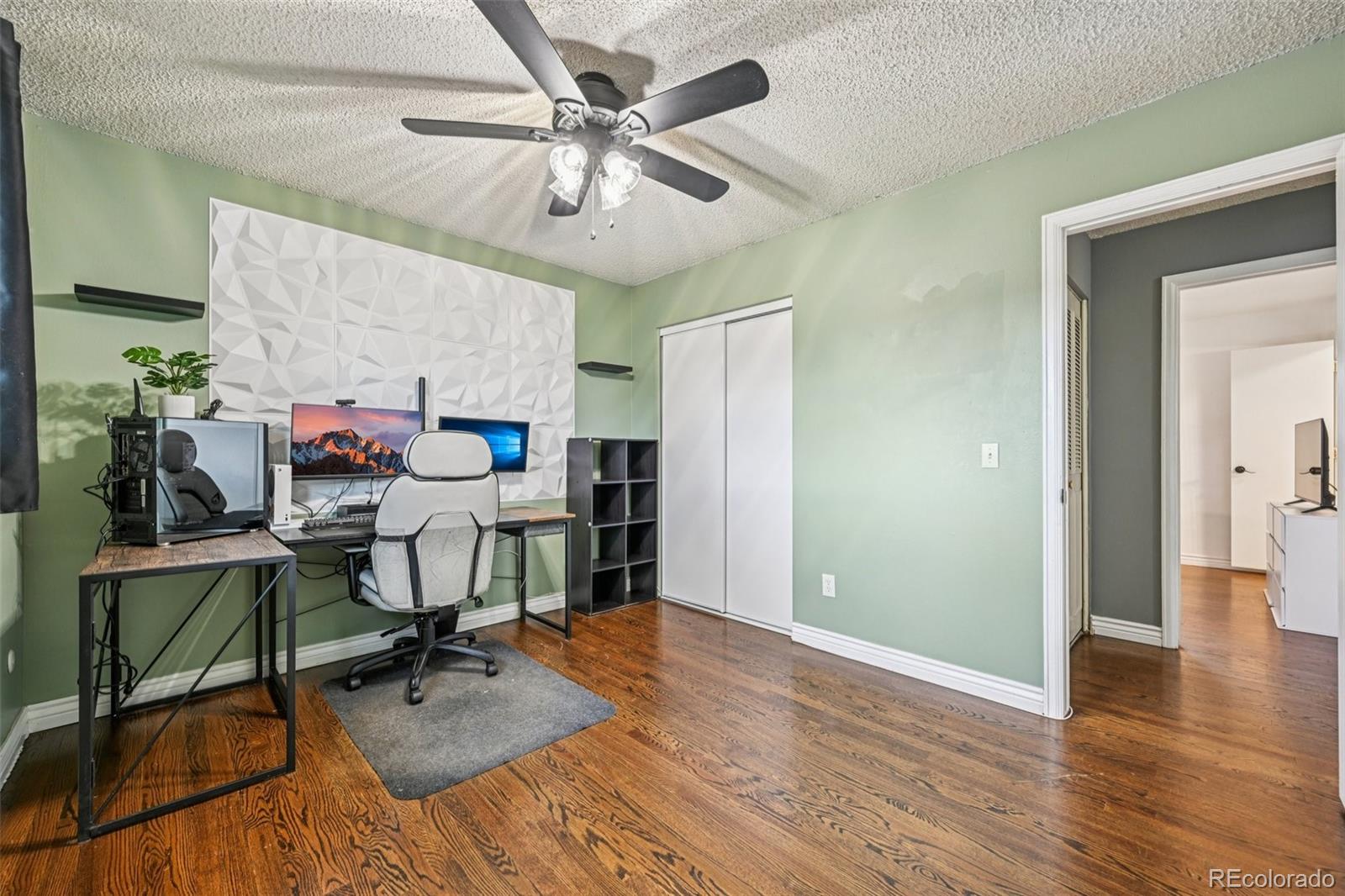 MLS Image #21 for 746 s nile way,aurora, Colorado
