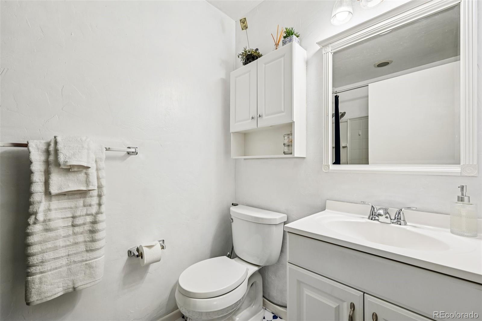 MLS Image #23 for 746 s nile way,aurora, Colorado