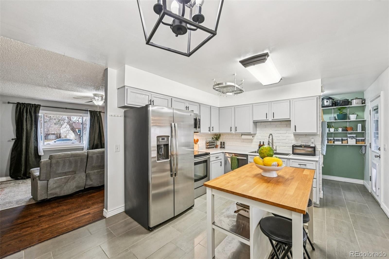 MLS Image #6 for 746 s nile way,aurora, Colorado