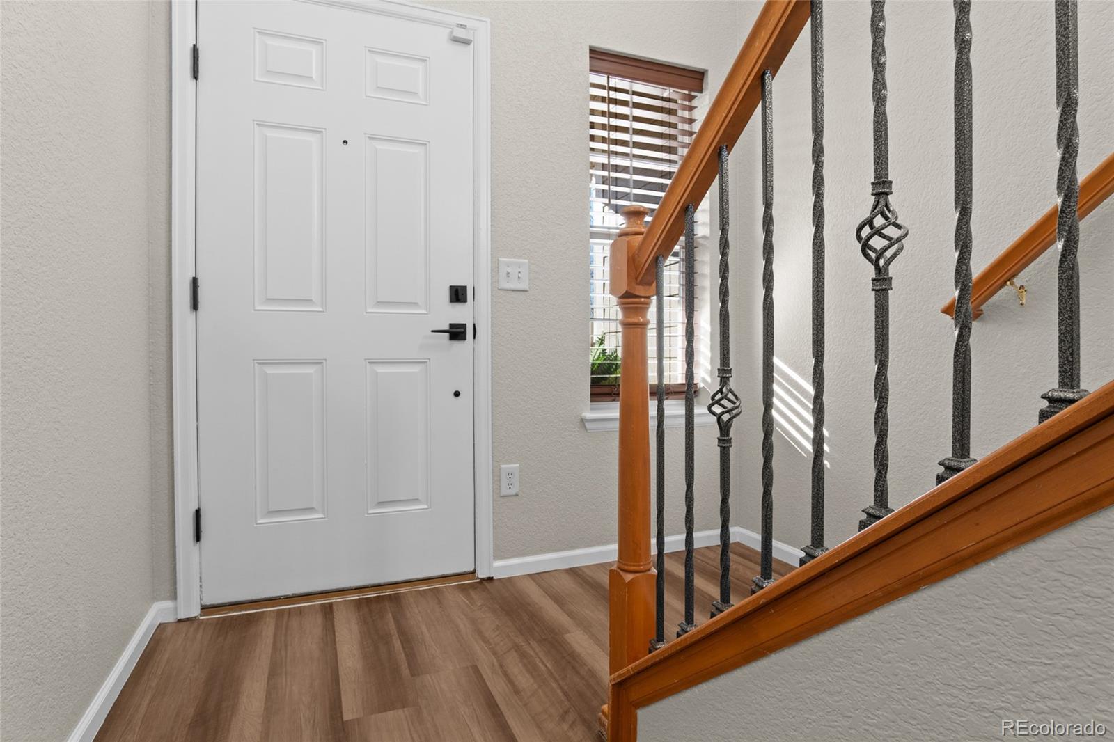 MLS Image #4 for 6701 s versailles way,aurora, Colorado
