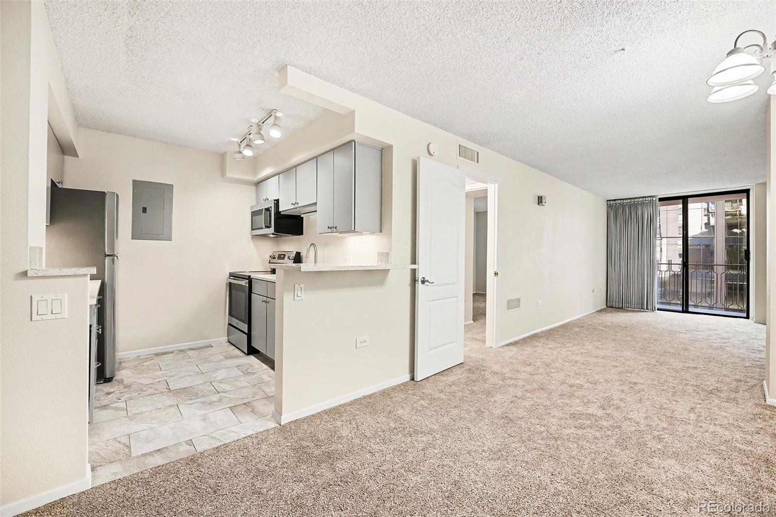 MLS Image #1 for 1020  15th street 13k,denver, Colorado