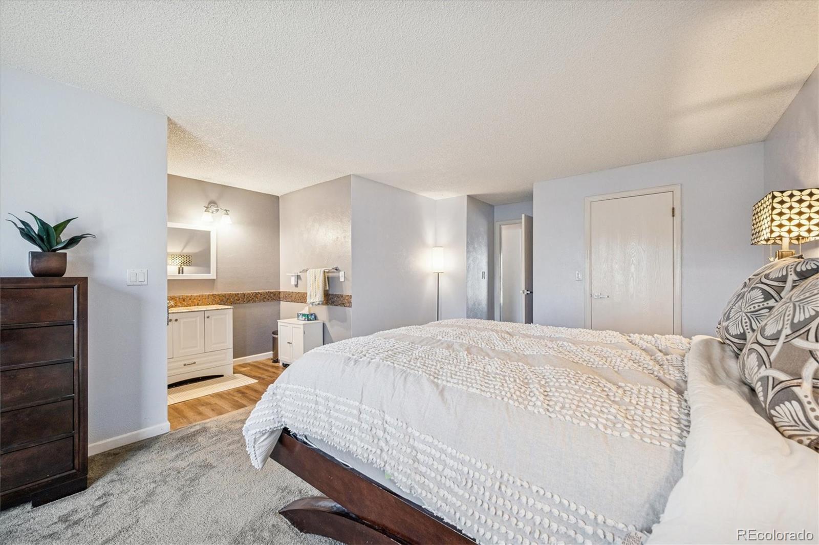 MLS Image #10 for 7160 s lewis street,littleton, Colorado