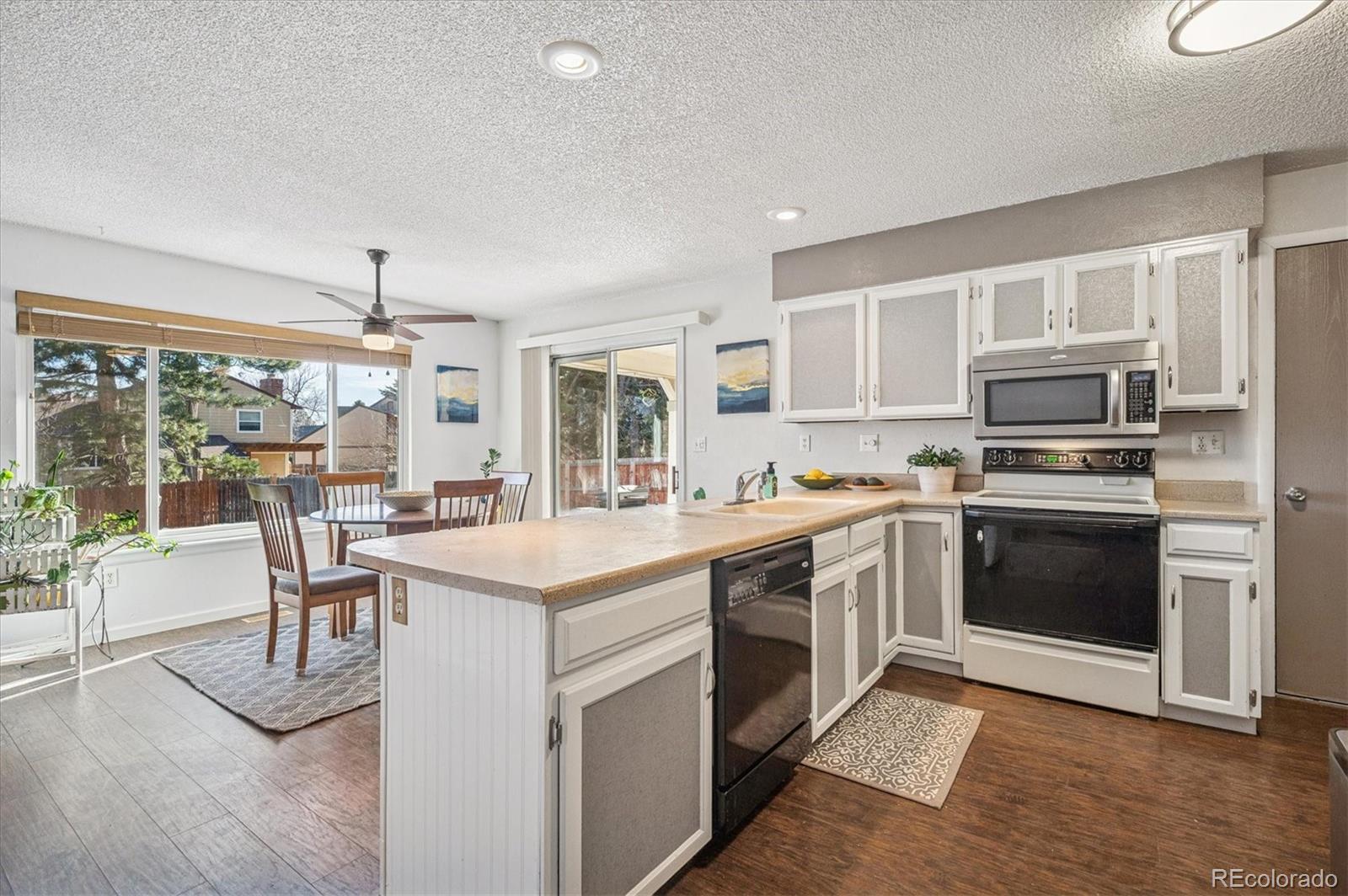 MLS Image #6 for 7160 s lewis street,littleton, Colorado