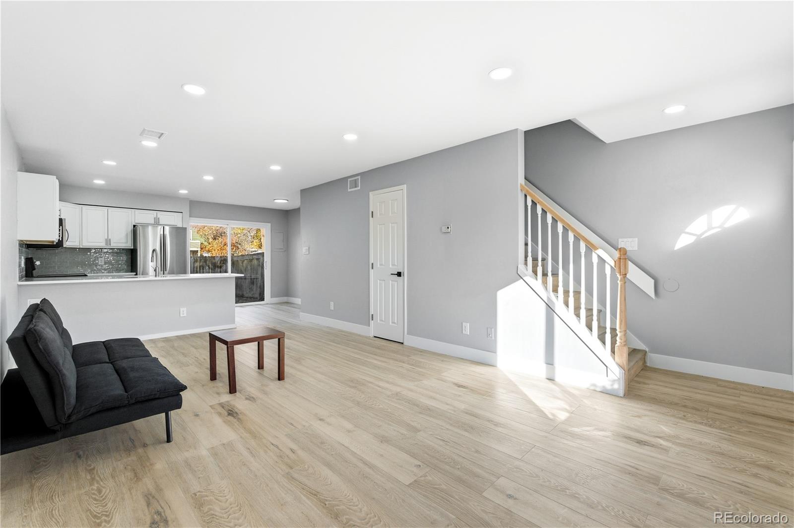 MLS Image #7 for 932 s peoria street ,aurora, Colorado