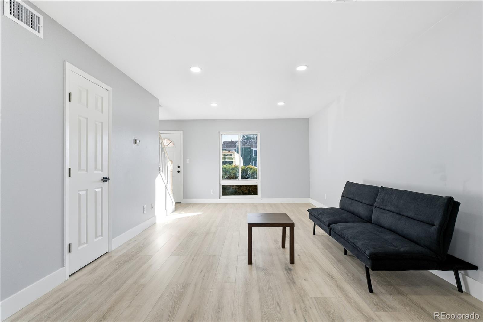 MLS Image #9 for 932 s peoria street ,aurora, Colorado