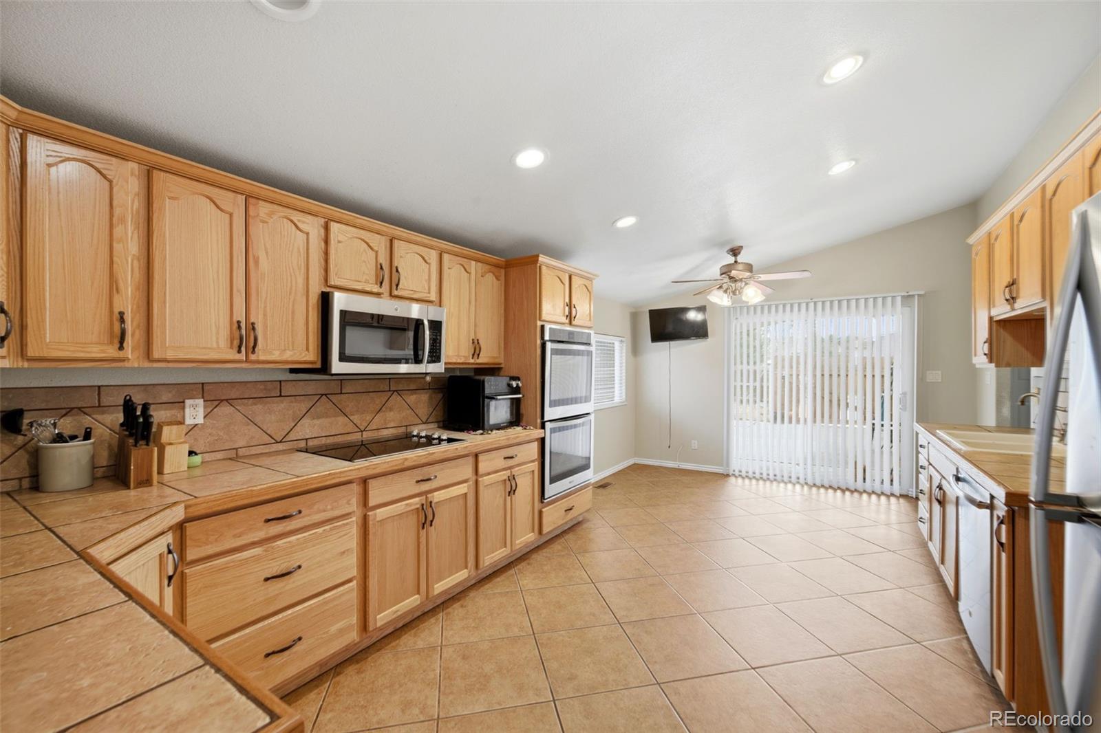 MLS Image #14 for 4136 s carefree circle,colorado springs, Colorado