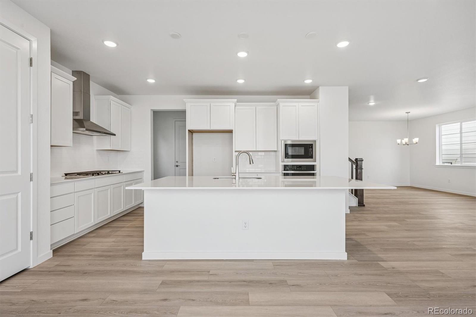 MLS Image #10 for 476 s salida street,aurora, Colorado