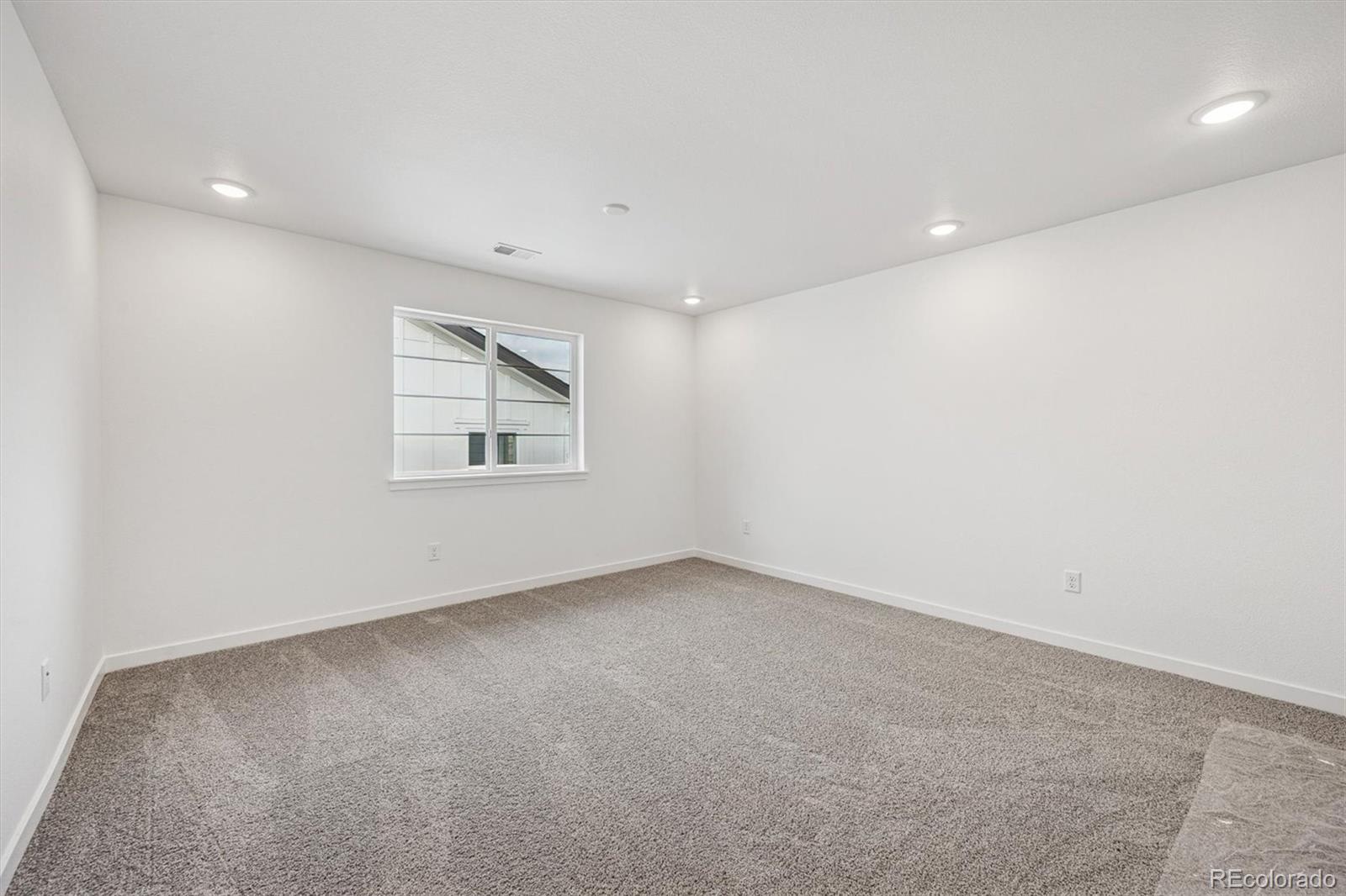 MLS Image #12 for 476 s salida street,aurora, Colorado