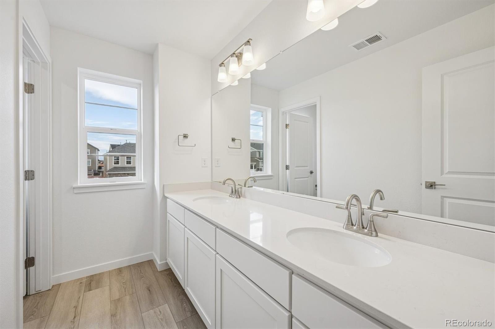 MLS Image #16 for 476 s salida street,aurora, Colorado