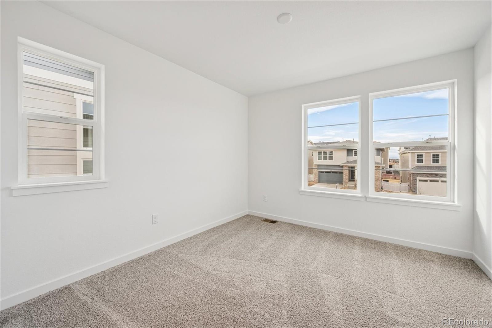 MLS Image #17 for 476 s salida street,aurora, Colorado