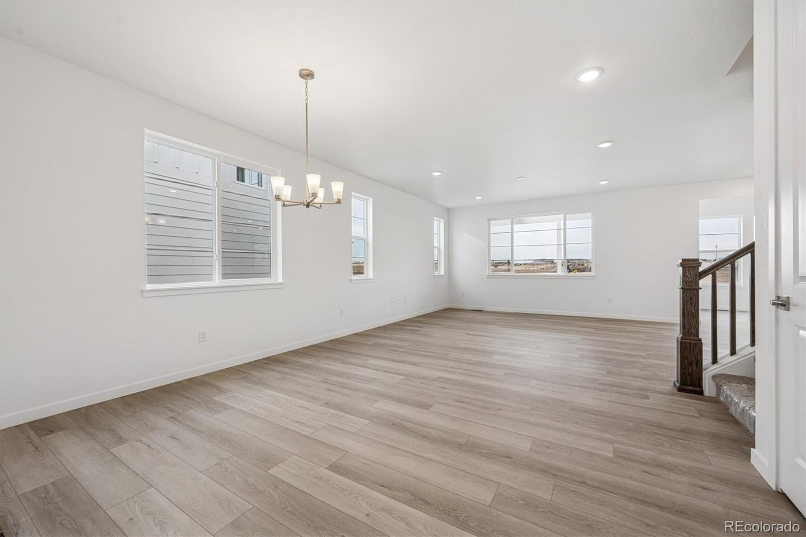 MLS Image #3 for 476 s salida street,aurora, Colorado