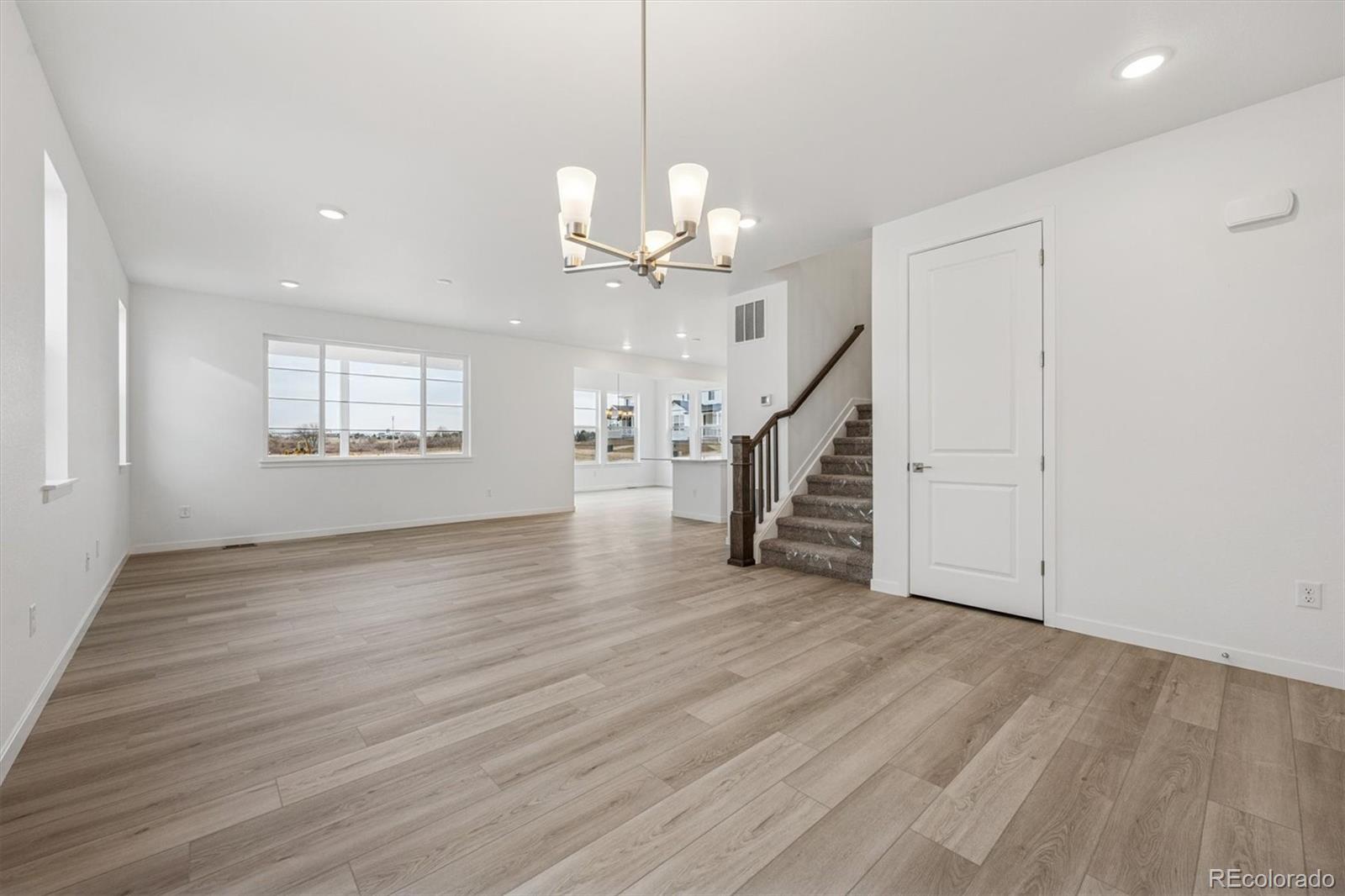MLS Image #5 for 476 s salida street,aurora, Colorado