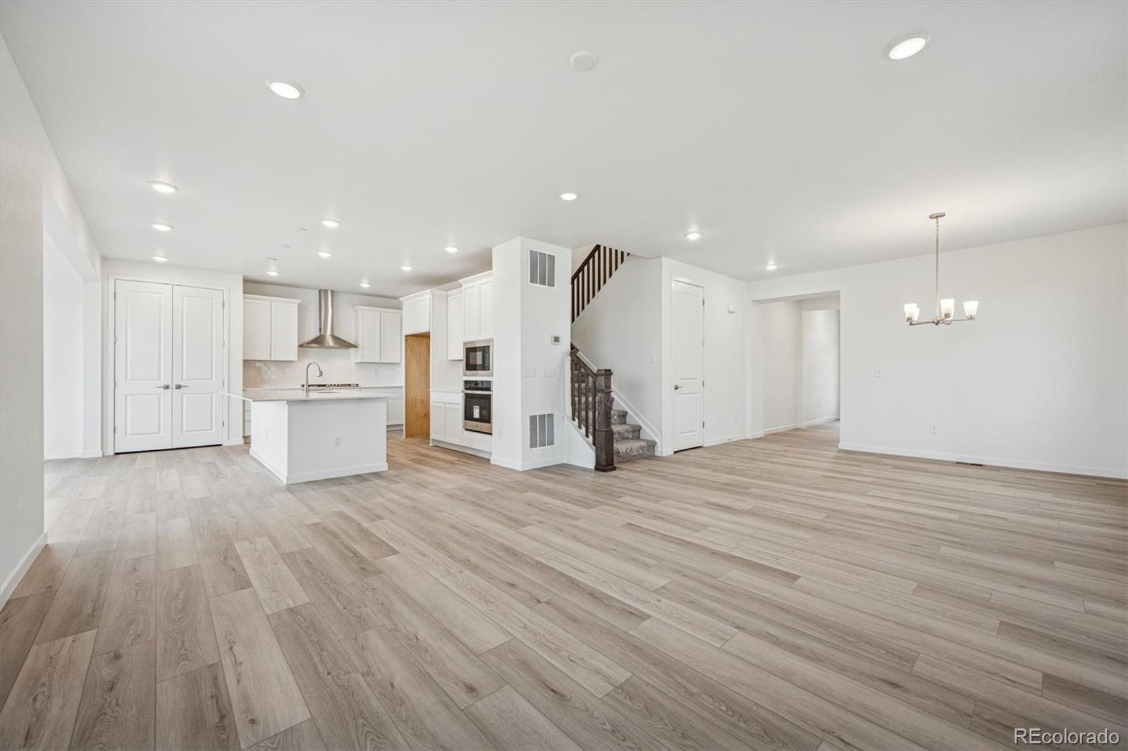 MLS Image #6 for 476 s salida street,aurora, Colorado