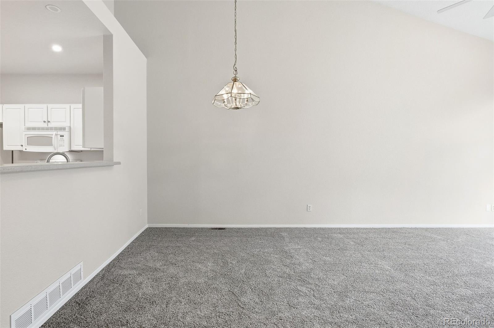 MLS Image #13 for 2526 s tucson circle ,aurora, Colorado