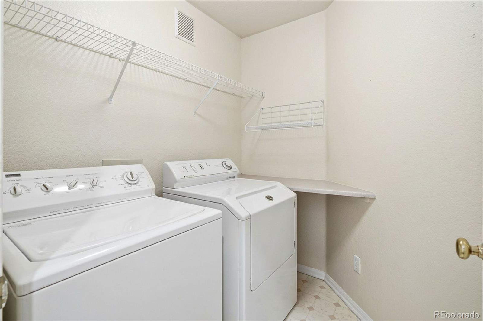 MLS Image #18 for 2526 s tucson circle ,aurora, Colorado