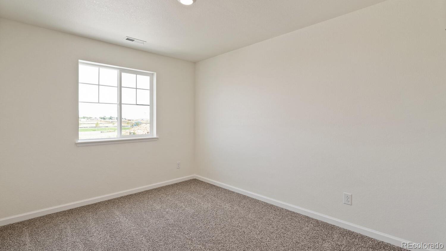 MLS Image #17 for 833  trumpet lane,windsor, Colorado
