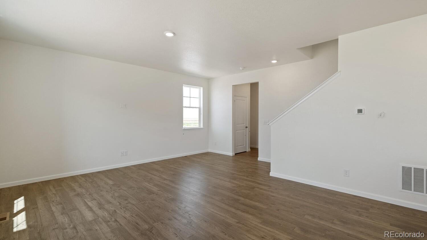 MLS Image #3 for 833  trumpet lane,windsor, Colorado