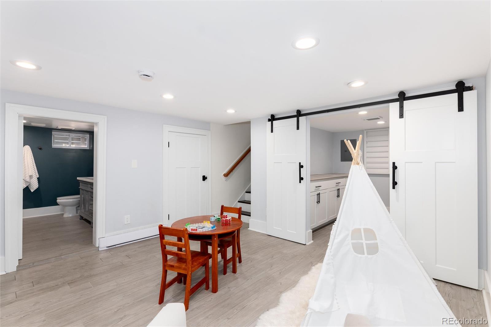 MLS Image #28 for 474 s emerson street,denver, Colorado