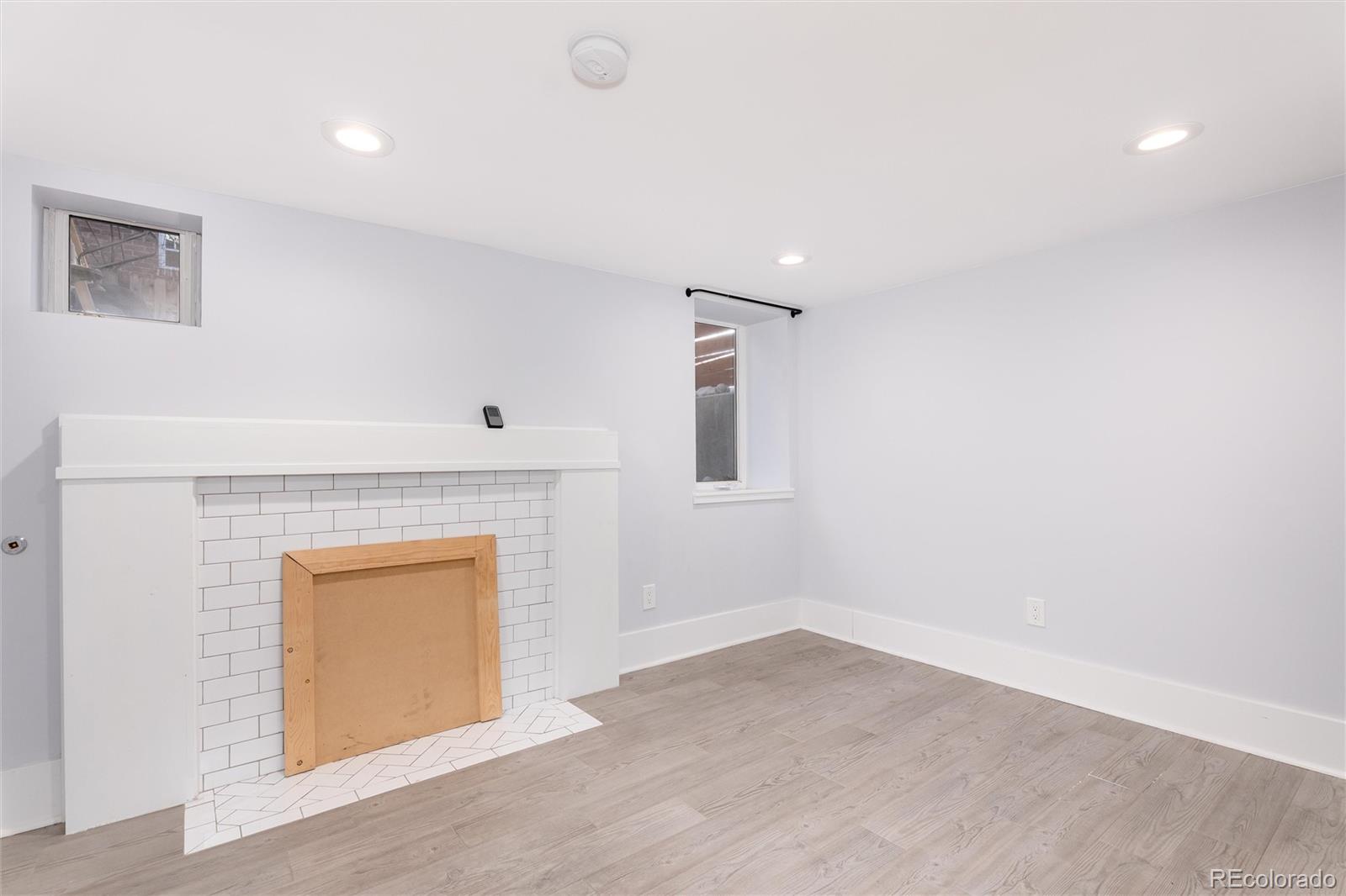 MLS Image #31 for 474 s emerson street,denver, Colorado