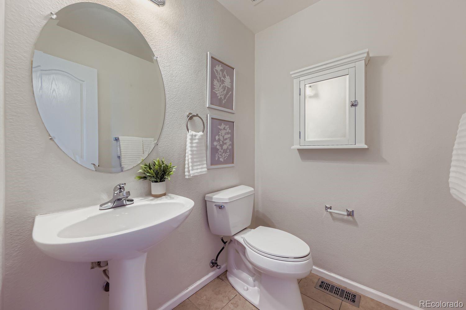 MLS Image #11 for 10859  towerbridge road,highlands ranch, Colorado