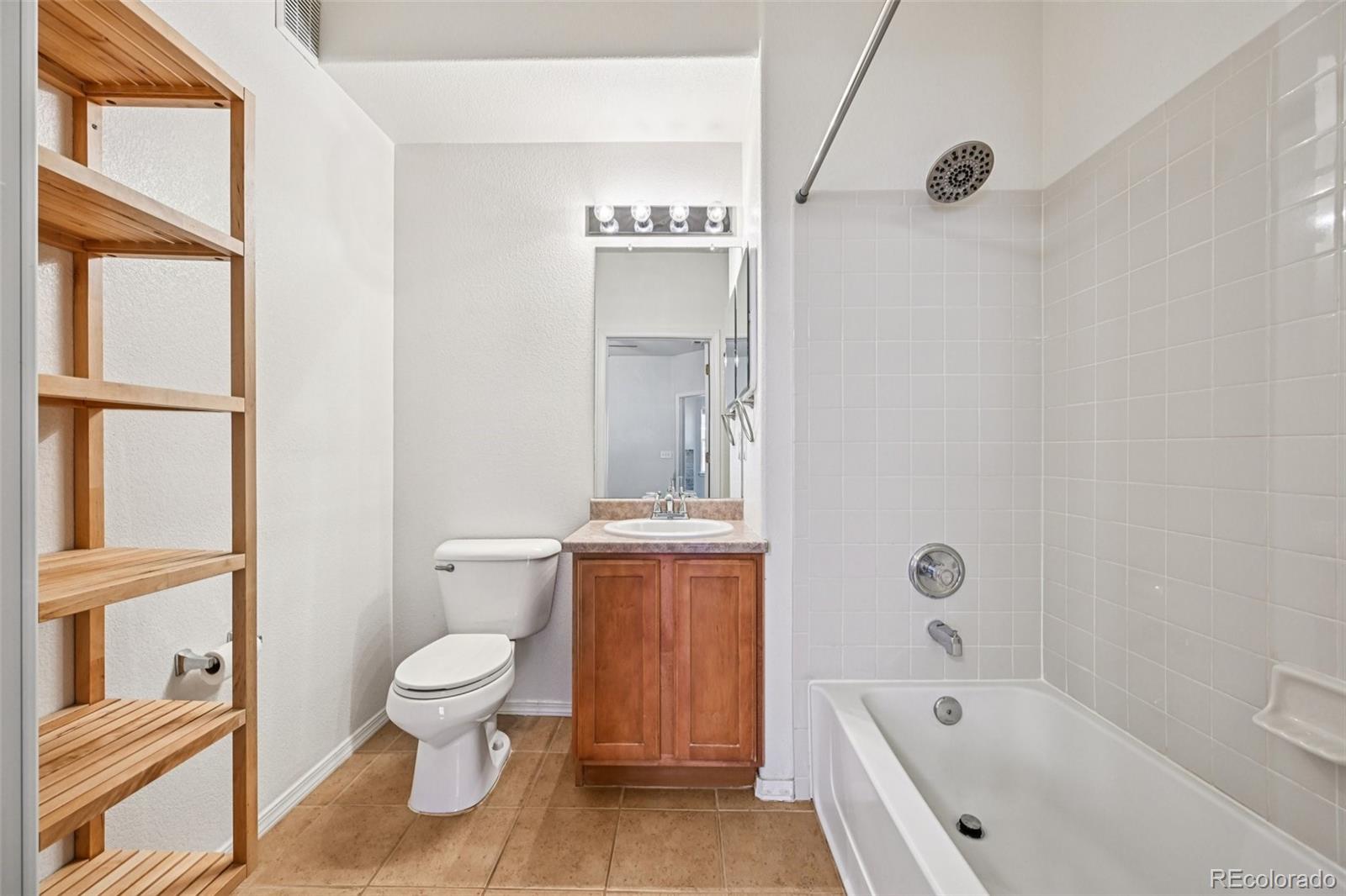MLS Image #11 for 16386 e fremont avenue 4,aurora, Colorado