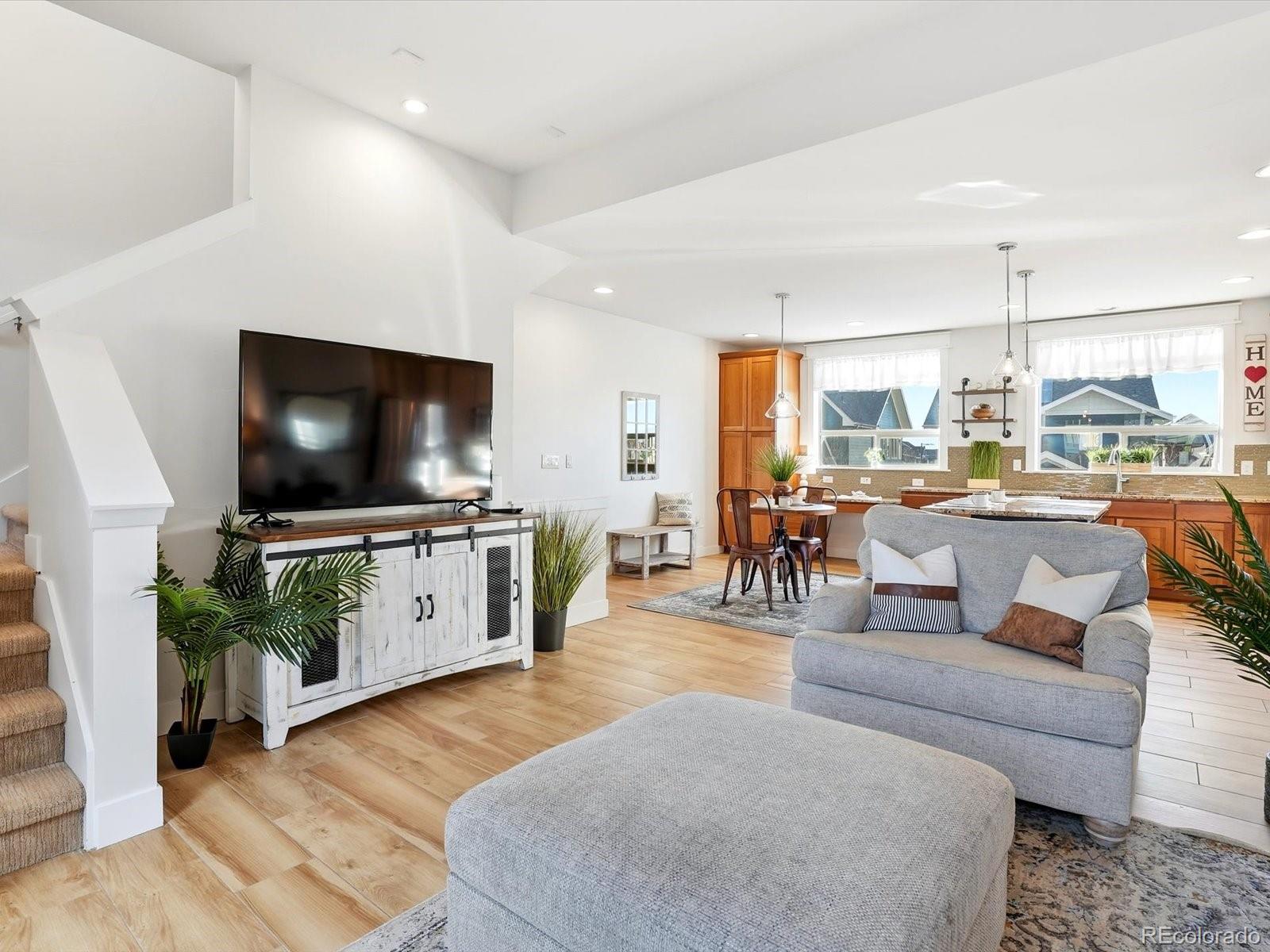 MLS Image #16 for 4977  valentia street,denver, Colorado