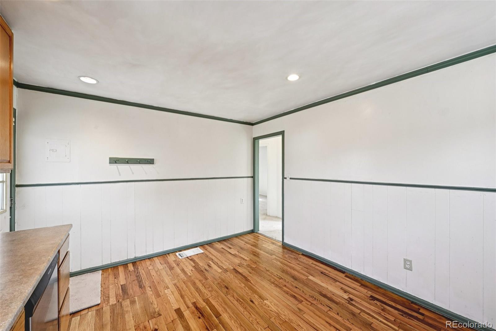 MLS Image #9 for 1105  russell street,golden, Colorado